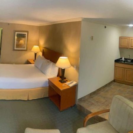 Best Western Davison Inn Bagian luar foto